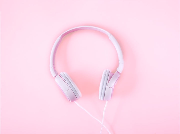 music-technology-gadget-ear-pink-player-1283476-pxhere.com